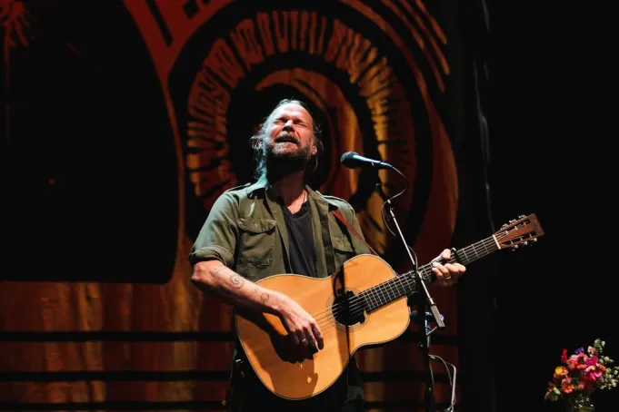 Hiss Golden Messenger